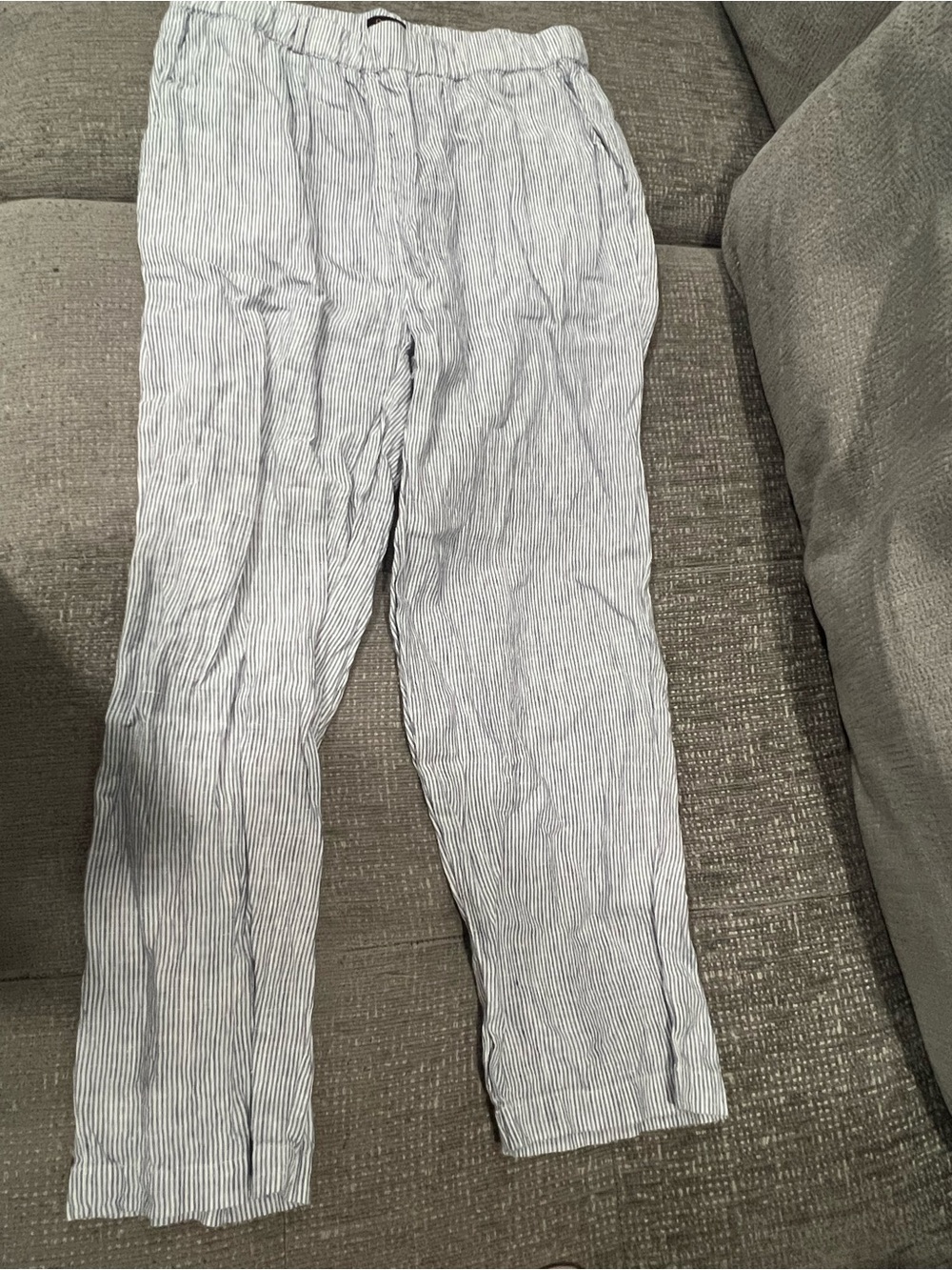 Quince 100% European Linen Tapered Ankle Pants in the Blue Pinstripe pattern.